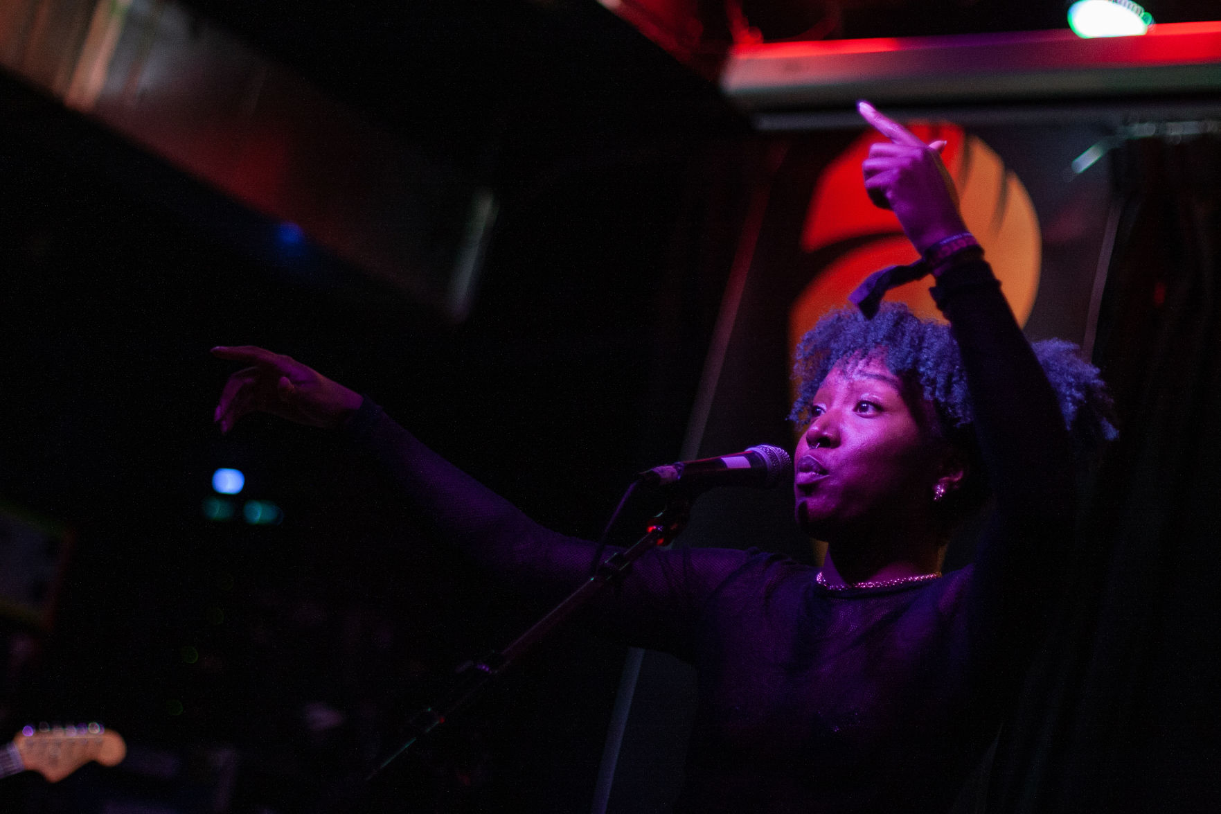 52-niecyblues2.jpg (copy)